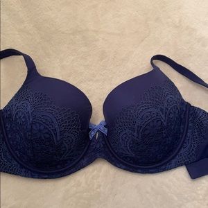 VS blue lace bra